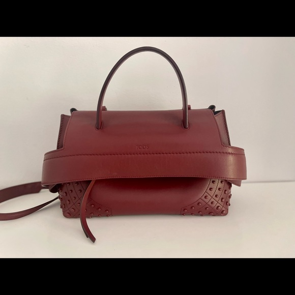 Tod’s Wave Studded leather bag - Picture 2 of 12